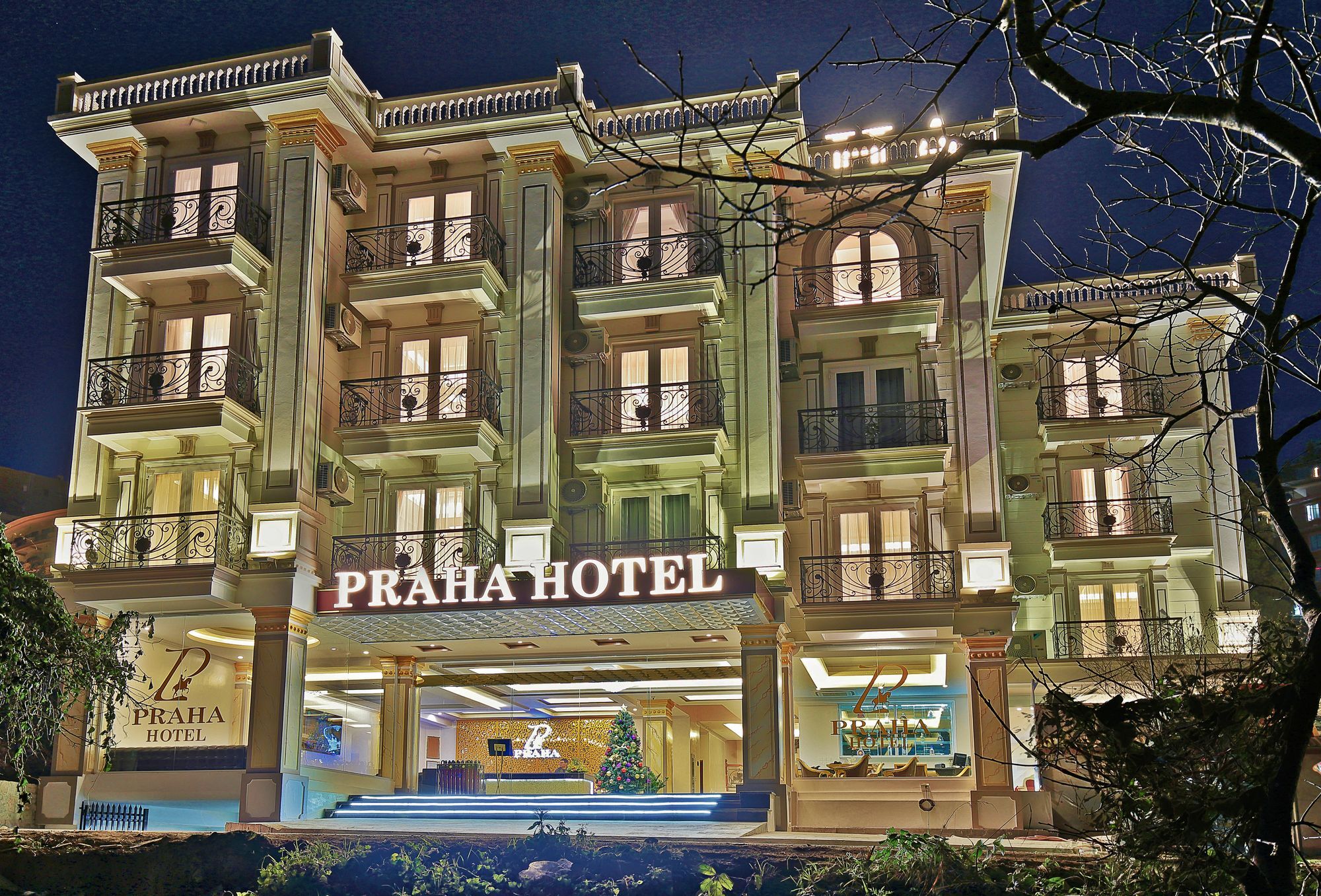 Praha Hotel Sapa エクステリア 写真